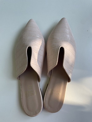 Mules pink-beige like new, size 41