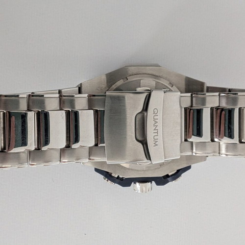Quantum men's watch blue and black with metal bracelet like new