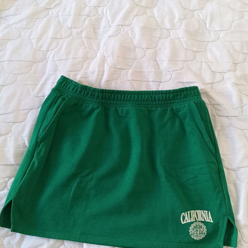 H&M Mini Skirt Medium Green Like New, Fleece with Pockets