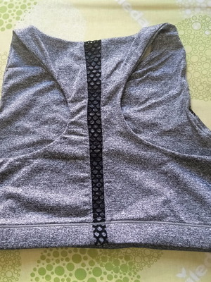 Gray sports crop top like new, one size