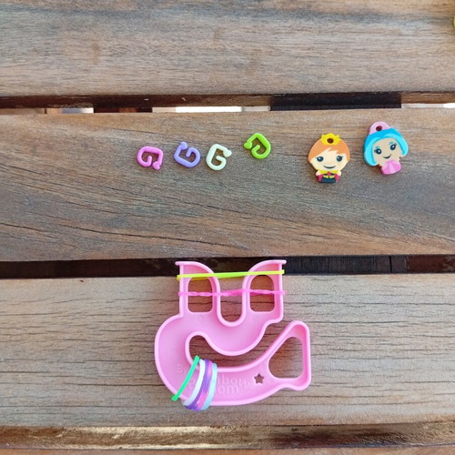 Bracelet Making Activity Toy like new