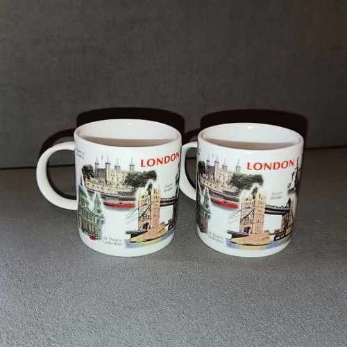 Lambert Souvenirs London porcelain small mugs set of 2 new