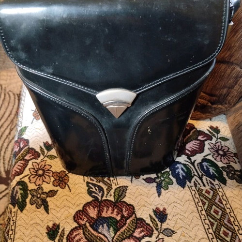 Vintage leather shoulder bag Condor used, black patent leather