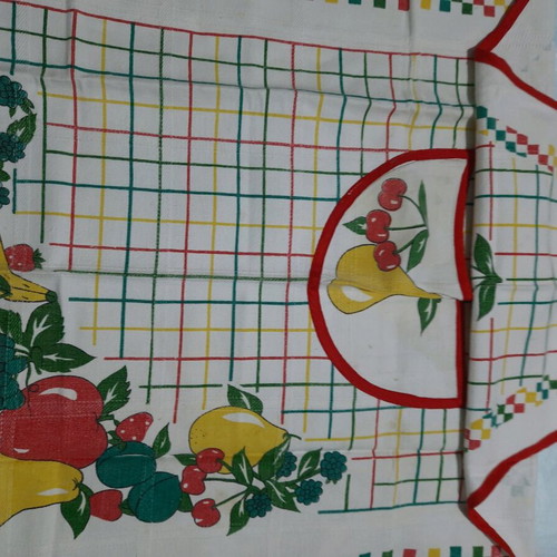 Kitchen apron used in good condition