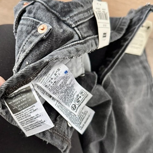 Levi’s jeans new with tags, size 26, grey-black