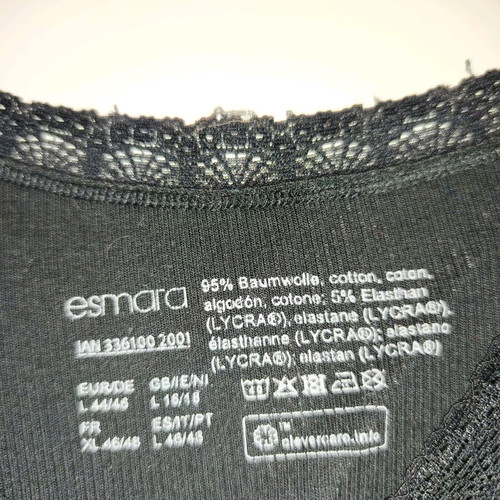 Black tank top like new, sizes XL and XXL