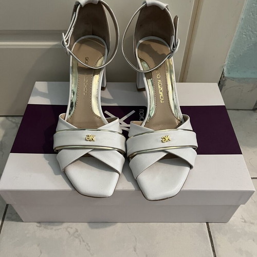 Gianna Kazakou leather white sandals like new
