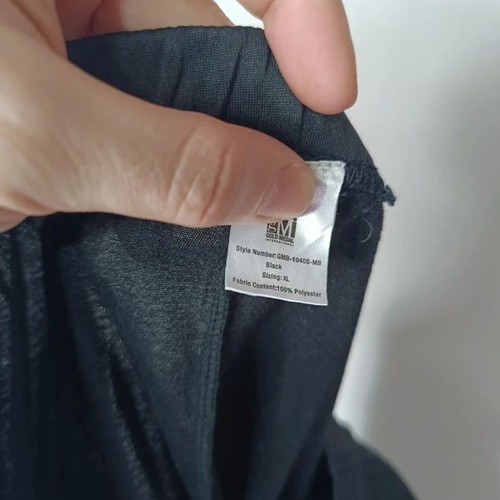 Classic black leggings like new, waist 40-50