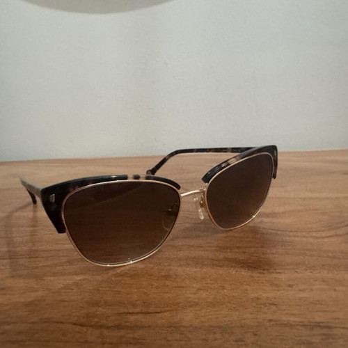 Rebecca Blu RB8743 RJ01 Sunglasses like new, tortoiseshell butterfly frame