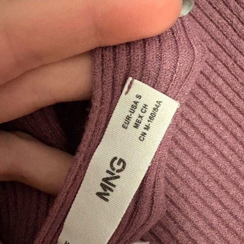 Mango purple sweater new, size Small with beautiful back