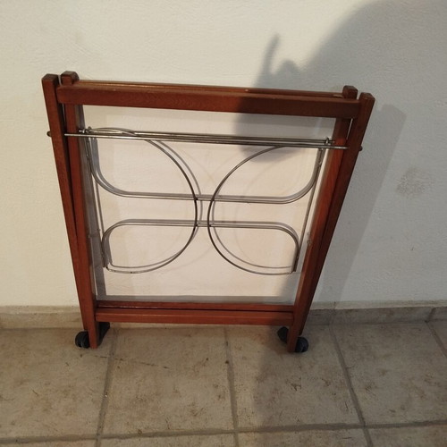 Wooden base for baby bassinet like new