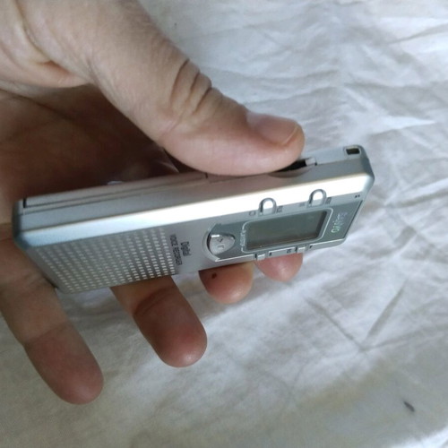 SANYO Journalistic Radio Voice Recorder like new