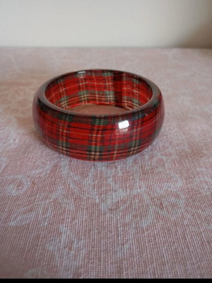 Bracelet red checkered like new