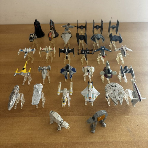 Hot Wheels Star Wars spaceships and figures used collection