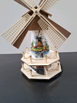 Decorative windmill 1990 like new, height 40cm