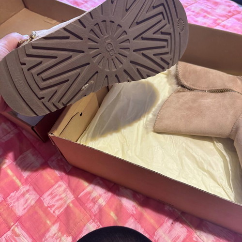 Ugg Australia boots size 37 like new, beige and pink