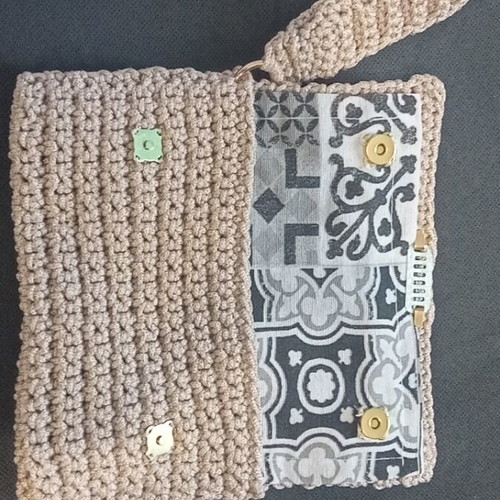Handmade bag new, beige with gold details
