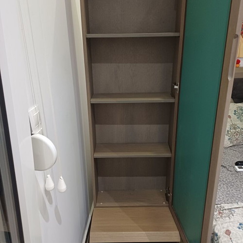 Tall dresser with mirror set like new, oak wood