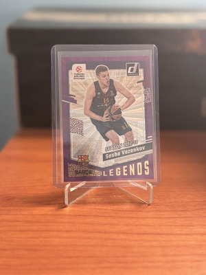 23-24 Panini EuroLeague Donruss Vezenkov Purple 99 basketball card