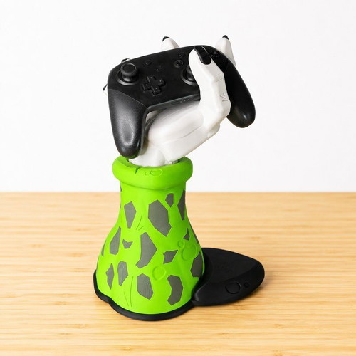 Cell Dragon Ball controller stand