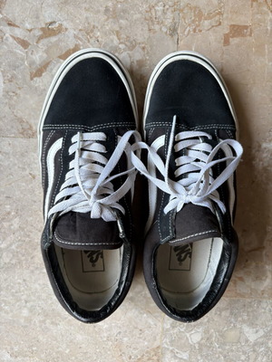 Vans Old Skool sneakers, size 42, black and white