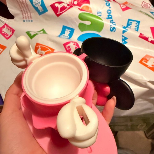 Minnie egg holder like new with spoon holder and CE