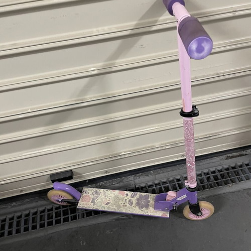 Xspot kids scooter