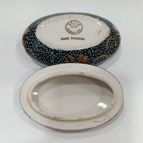 Sevres set of 2 hand-painted bowls used