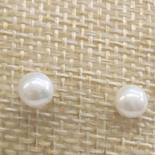 Earrings made of steel with natural pearls new, white