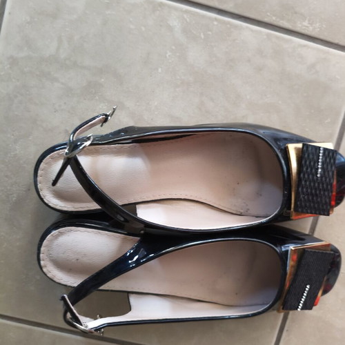 Shoes with heels like new, size 38