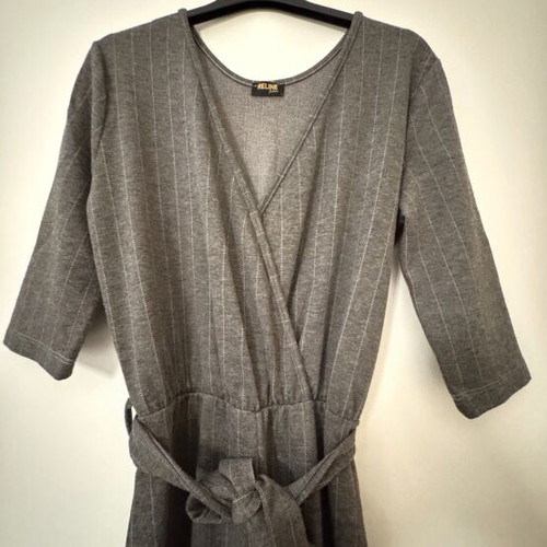 Reline jumpsuit like new, winter, with belt, gray