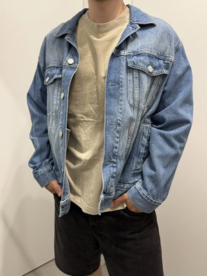 Denim jacket like new, size M, blue, H&M