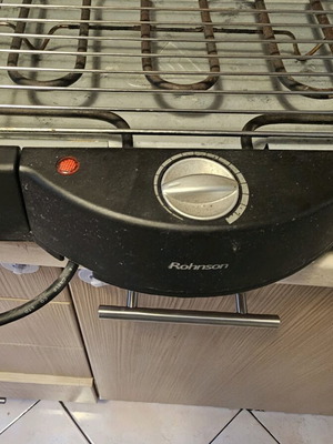 Rohnson electric grill used
