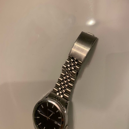 Sekonda wristwatch like new with calendar, silver