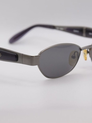 Guess Collection GU 5028 sunglasses new, gunmetal frame, size 52-17