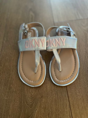 DKNY children's sandals new, gray, size 31