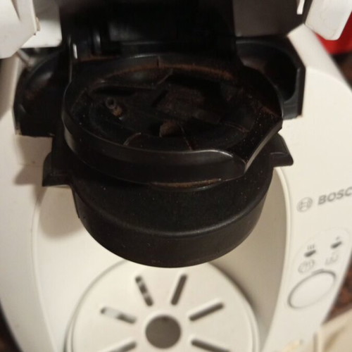 Tassimo coffee maker like new, barely used