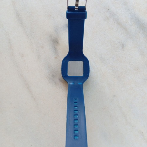 Weiya Silicone Watch unisex used, blue strap, lilac dial, quartz