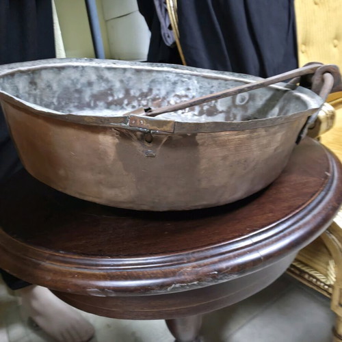 Copper frying pan antique used