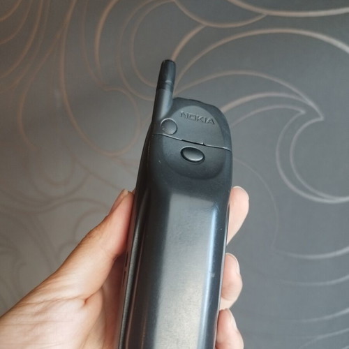 Nokia 5110 phone like new with battery