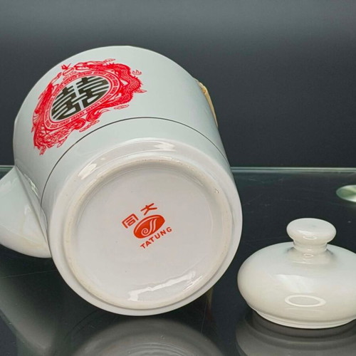 Tatung Vintage Porcelain Teapot used, 17 cm height
