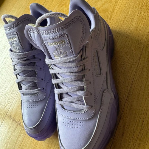 Reebok Sport X Cardi B Club C sneakers like new, size 38.5, purple
