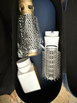 Hot Hair Styler new with 2 combs, air attachment, 2 curlers, leather case