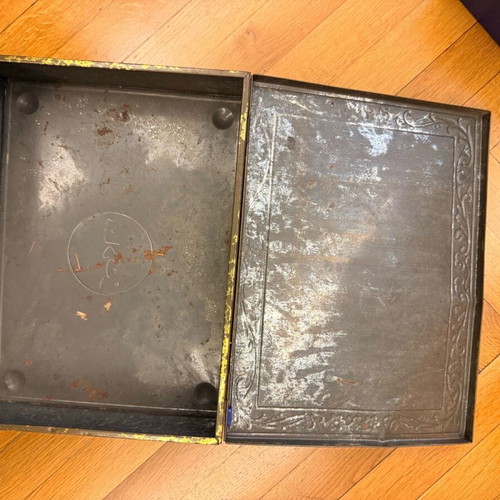 Vintage metal box with child lithograph used