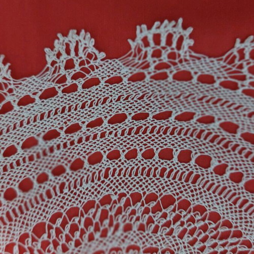 Round knitted embroidery with bipila technique new, 20cm diameter