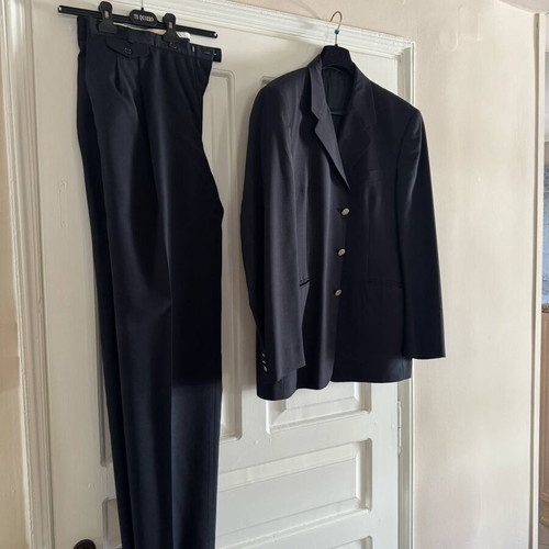 Men's blue dark New man suit size 56 like new