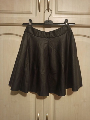 Leatherette skirt new, flared