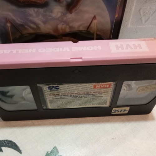 War of the Worlds The Resurrection VHS tape like new with box
