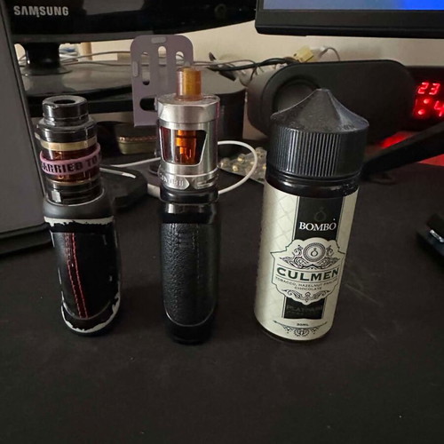 GeekVape Aegis Solo and Mini vape mods with Innokin Zenith Pro and Cerberus atomizers, new liquid