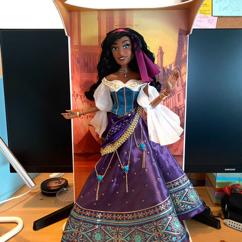 Esmeralda Limited Edition Doll 17” Disney Store